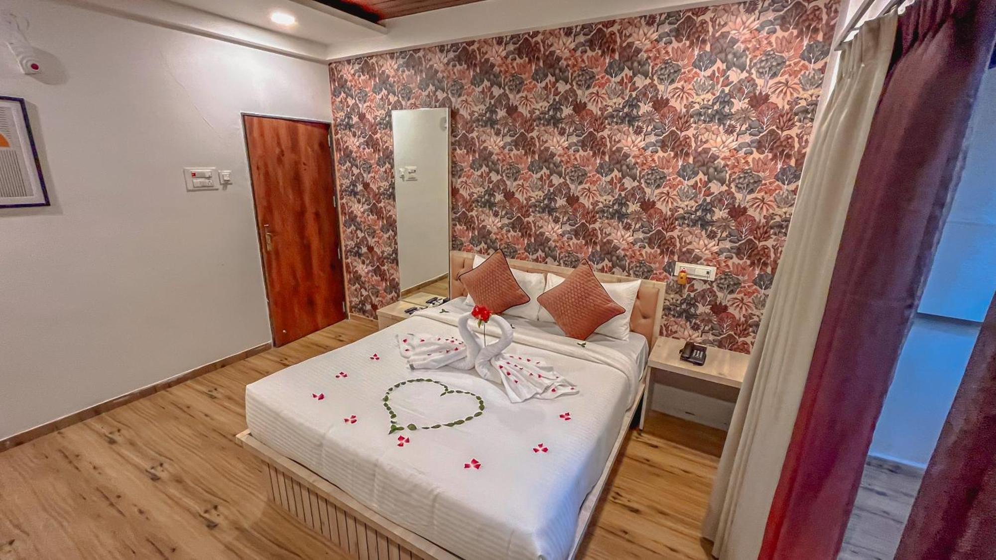 Uruli Kānchān Regenta Bharti Amusement & Adventure Resort Pune, Urulikanchan מראה חיצוני תמונה